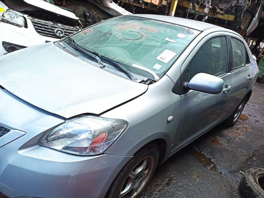  Toyota YARIS 2007    EN DESARME